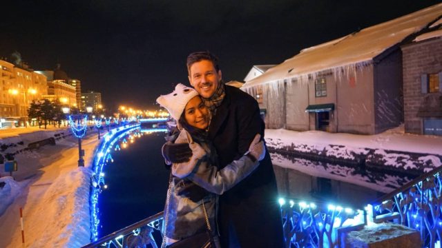 OTARU SNOW LIGHT PATH - Every year in Feb (except this year probably) this festival is on where the city is decorated with beautiful lights.  This was one of our favourite simple moments of 2018 for sure.  We were in town with our good friend for dinner and he took us to a local restaurant called Ototi Otaru which specialised in chicken... Bee tried CHICKEN SASHIMI for the first and last time (and survived without shooting any liquid matter out of any part of her body). She said it was actually really yummy but would be too scared to try again... 😅😅 #otaru  #snowlightpath #otarucanal #otaruhokkaido #hokkaidotrip #chickensashimi